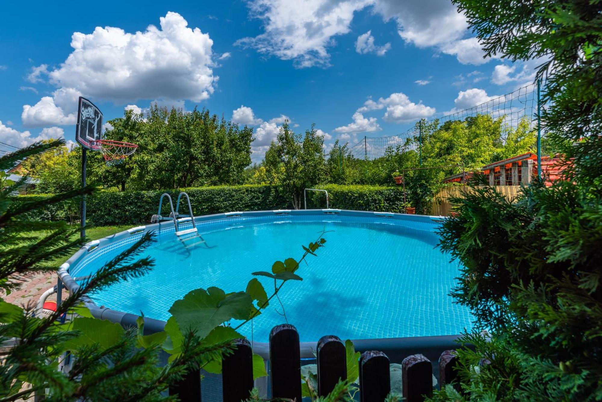 Provence Apartment Arad Bagian luar foto
